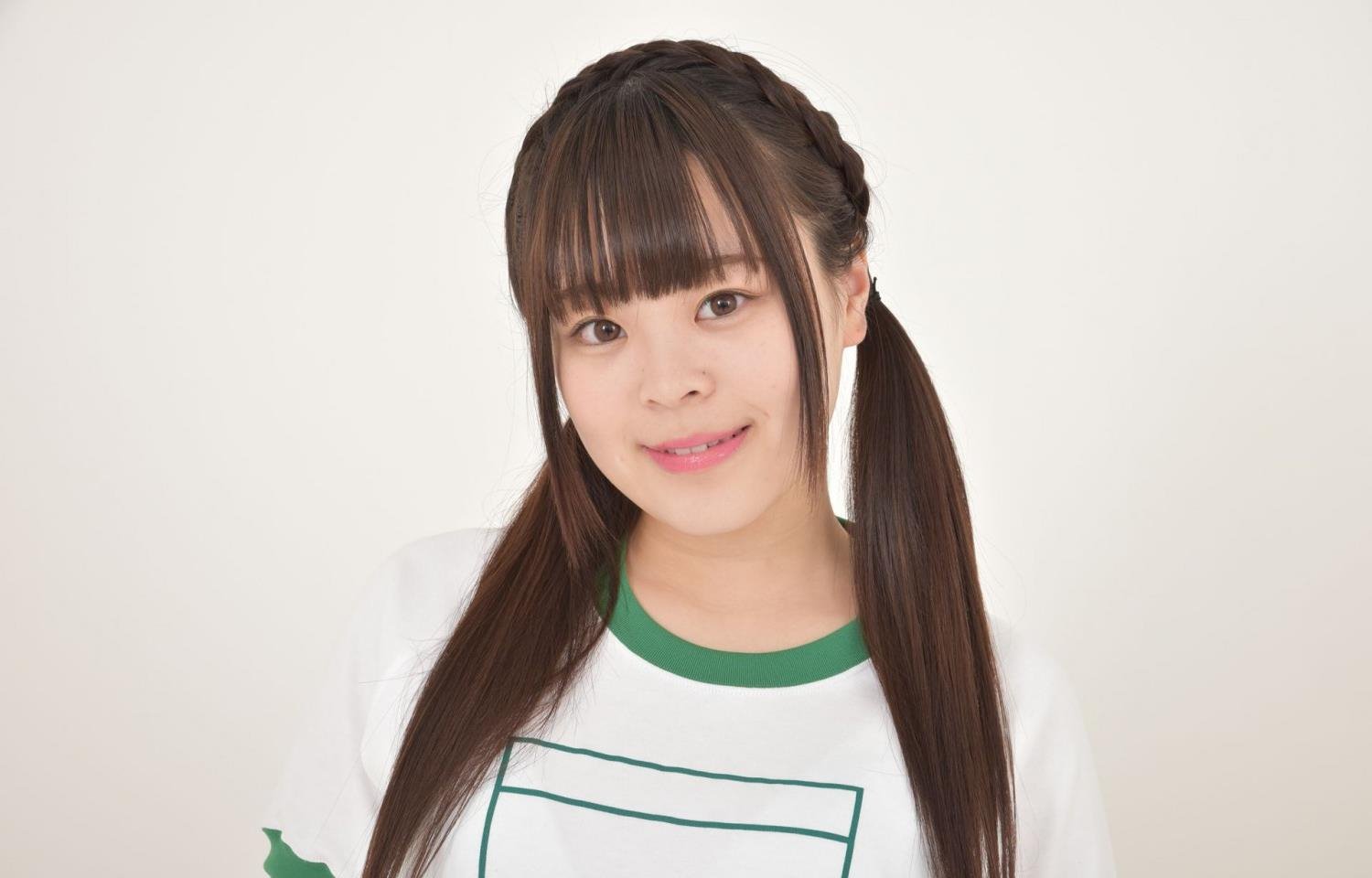 ���4����