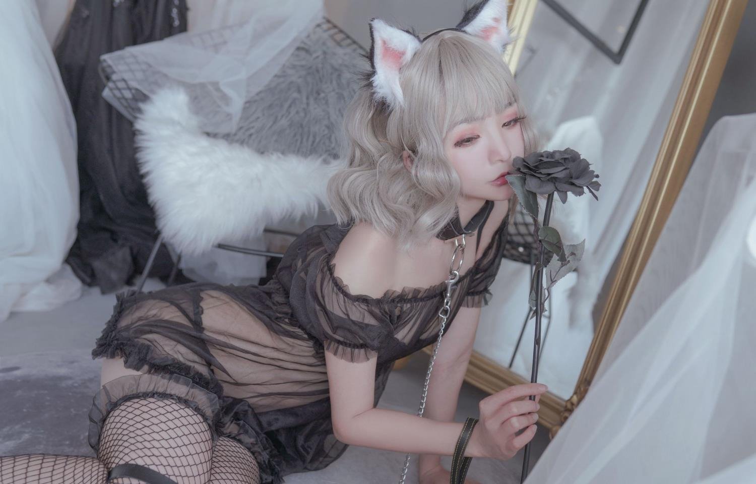 ˮ����YSL����ɫ