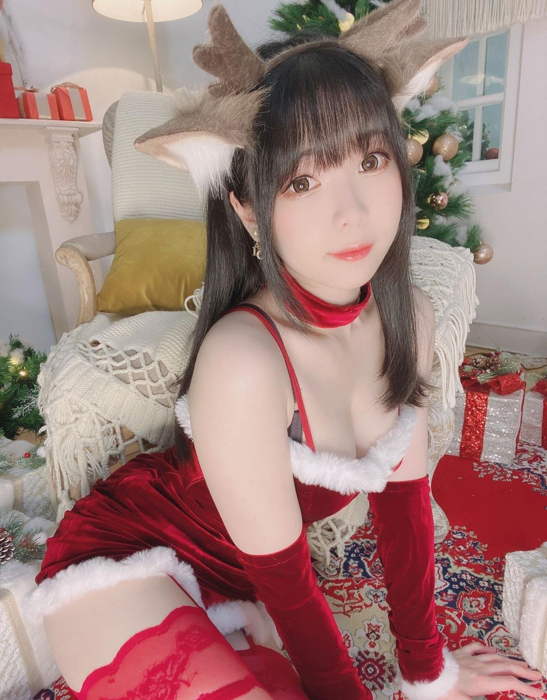 ӵ���Ĺ�����ʫ��