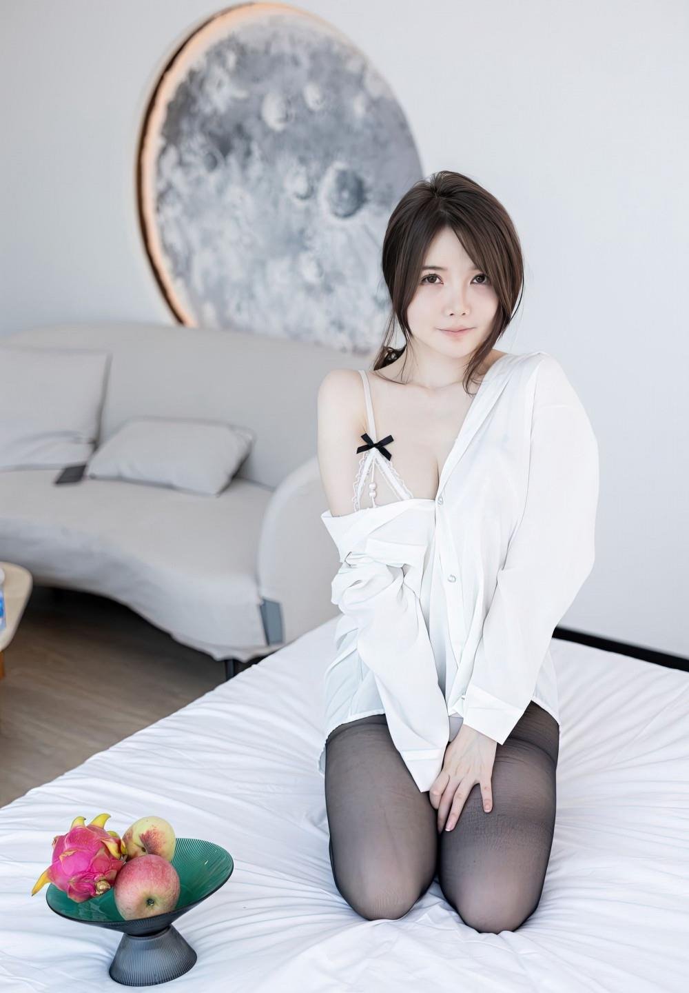 �ǿ��޺�����MV���߹ۿ�