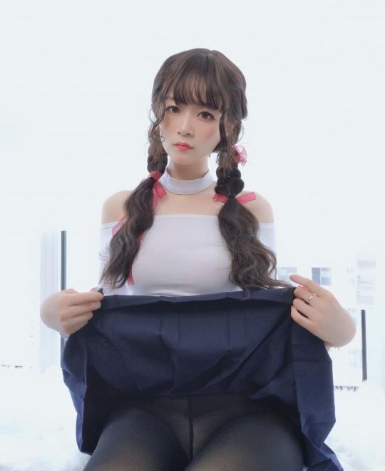 丰腴美妇疯狂迎合
