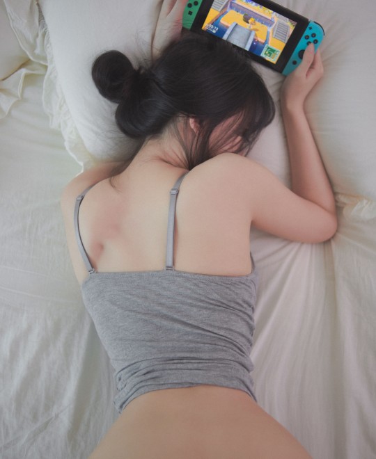 �����������鲻ͣ����AƬС��Ƶ